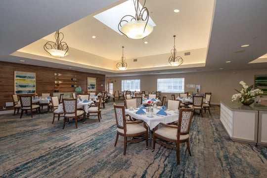 Barrington Terrace of Naples Dining Room 