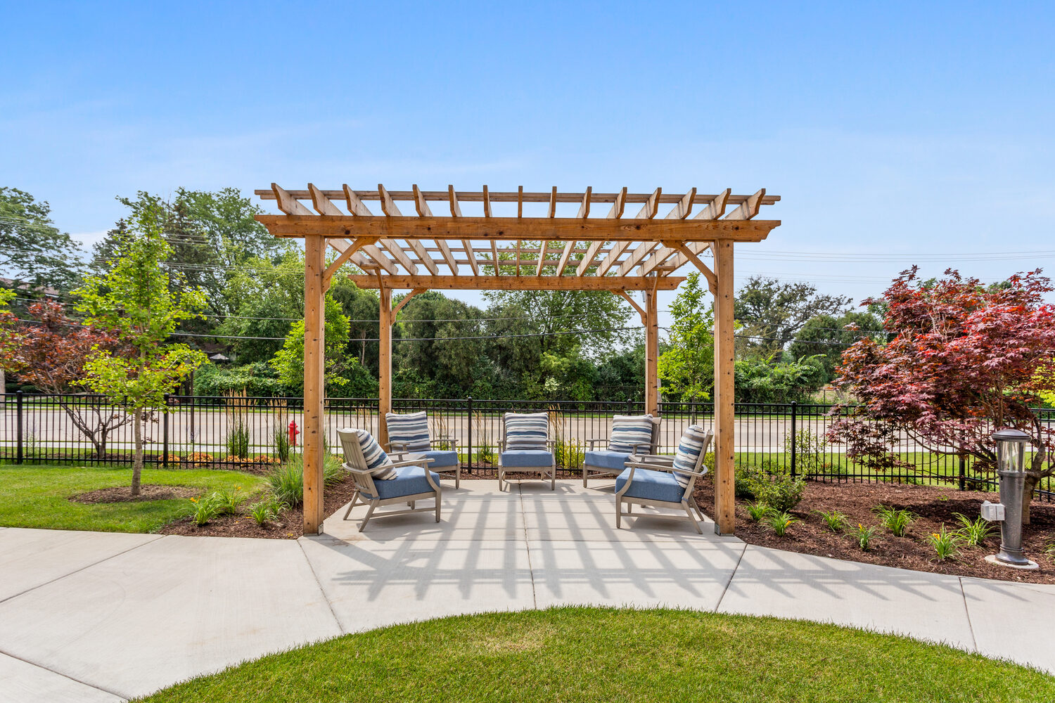 Arbor Terrace Highland Park Patio 3