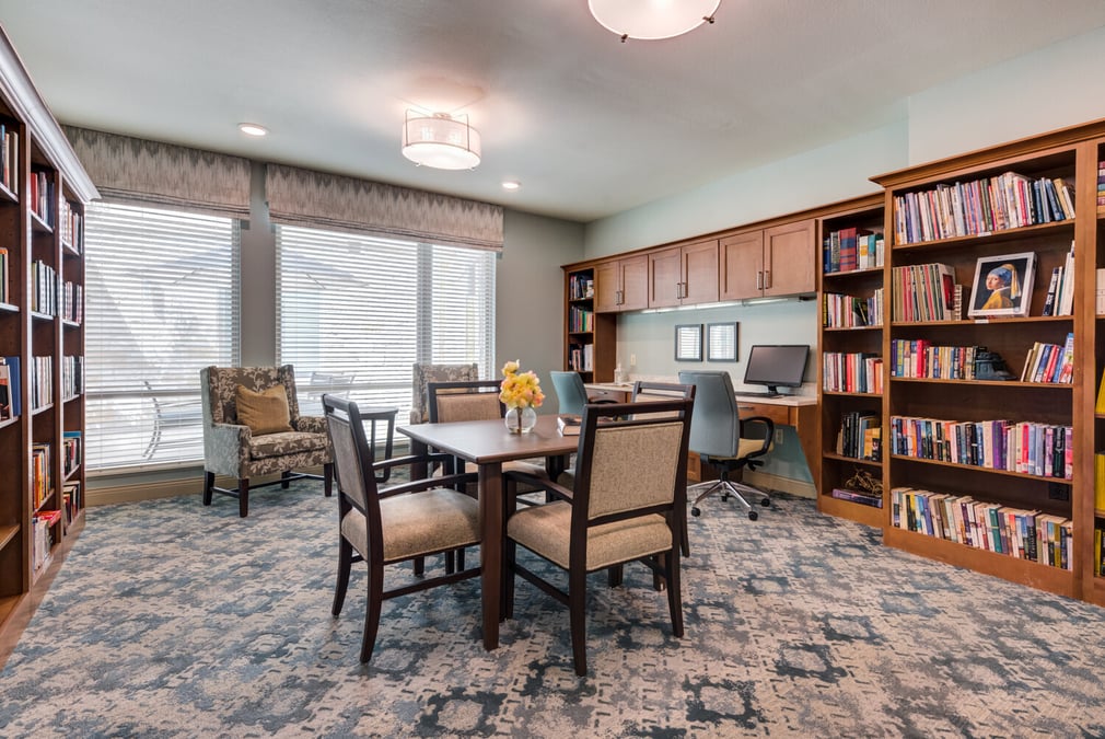 Arbor Terrace Lakeway-Library