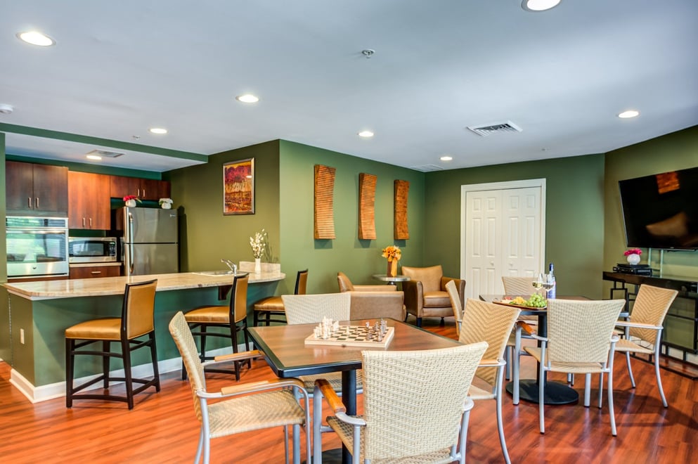 Arbor Terrace Middletown-Bar Area 2