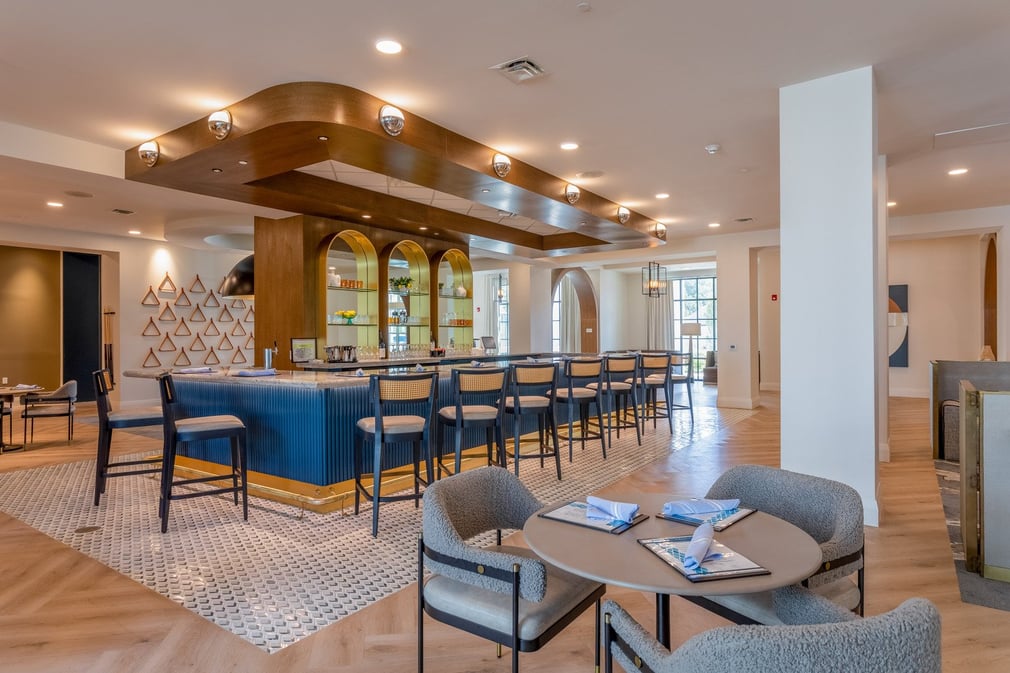 OPUS-East-Memphis-Bar Area 1