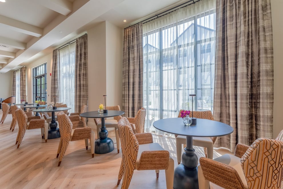 OPUS-East-Memphis-Dining 3