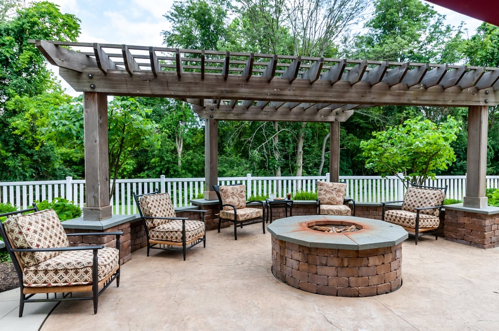 Arbor Terrace Willistown-Patio 2